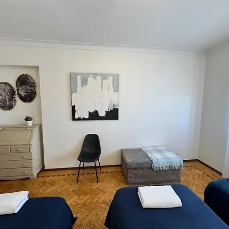 Apolonia 30 Guests Balconies *