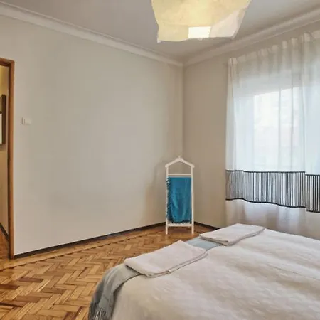 Apolonia 30 Guests Balconies Лиссабон