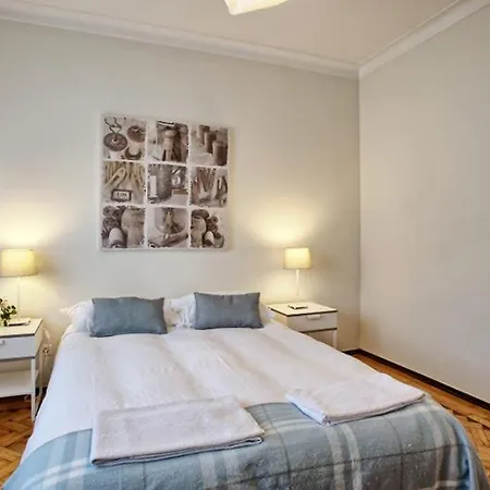 Apolonia 30 Guests Balconies Лиссабон