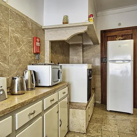 Апартаменты Apolonia 30 Guests Balconies Лиссабон