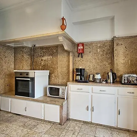 Apartment Apolonia 30 Guests Balconies Lisbon